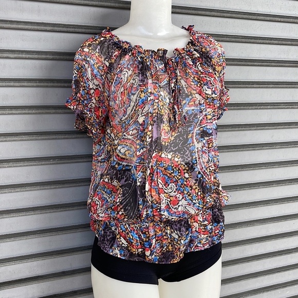 Outback Red Top Size XS - Picture 3 of 9